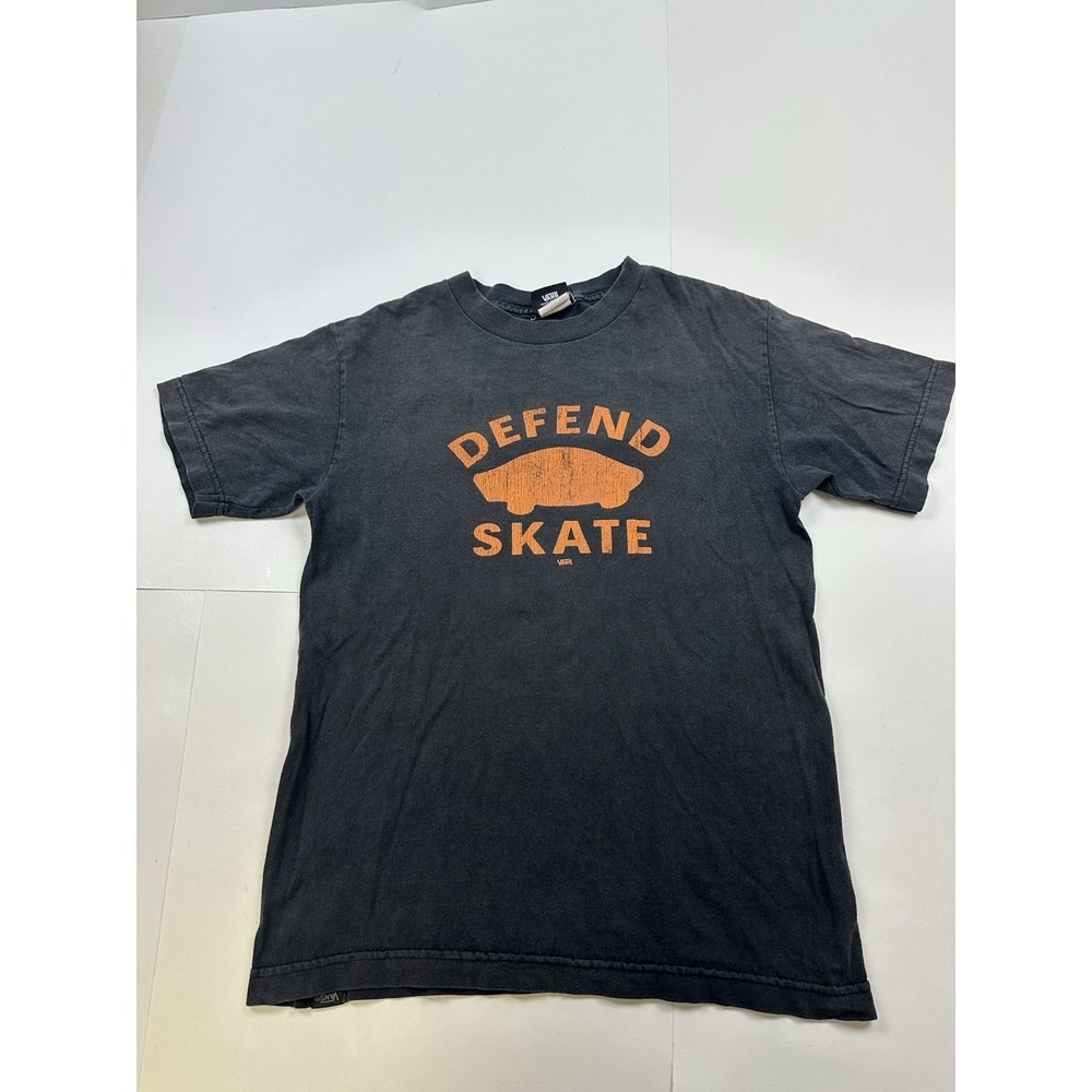 VANS Defend Skate T-Shirt Size Small Skateboard Black Y2K Faded